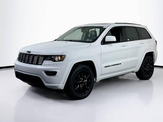 JEEP GRAND CHEROKEE 2022 1C4RJFAG0NC117666 image